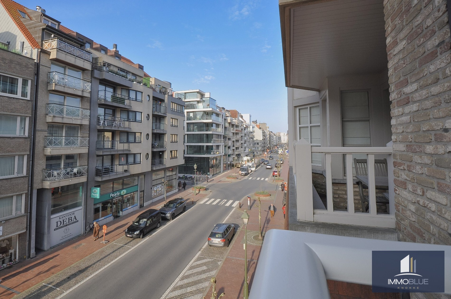 Topaanbieding – Uitzonderlijk ruim appartement gelegen in een stijlvolle residentie. 