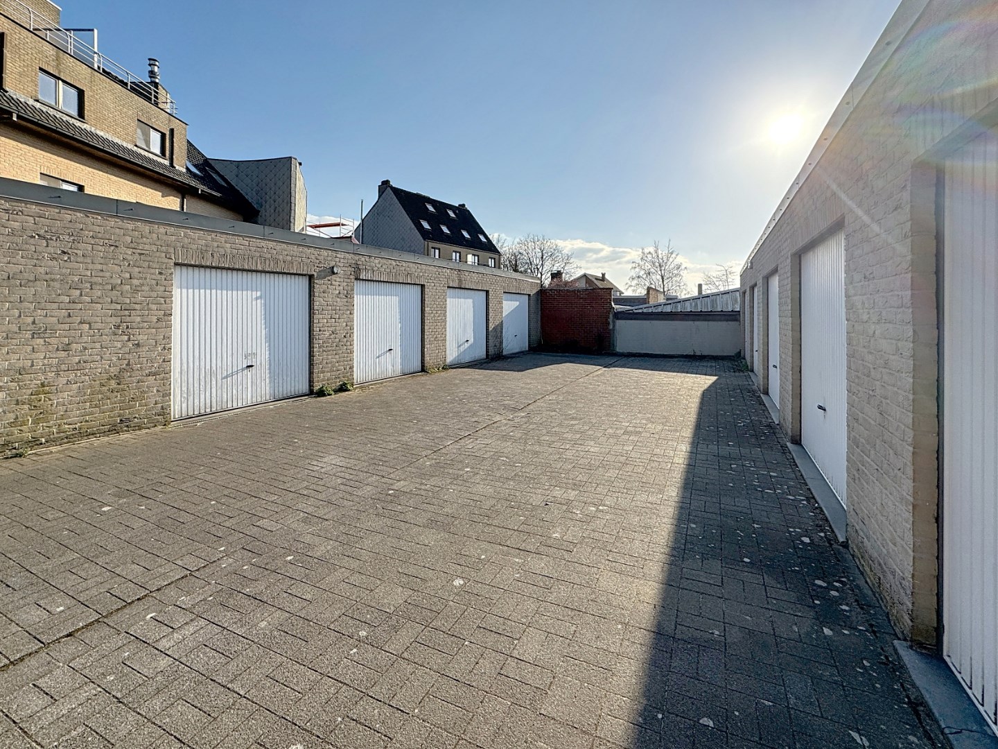 Recent en centraal gelegen appartement met garage 