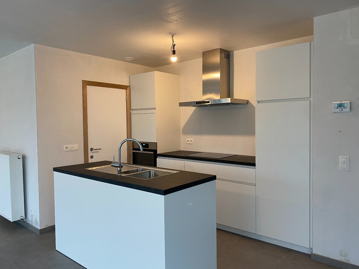 Energiezuinige nieuwbouwwoning met 3 slaapkamers en garage te Houthulst 