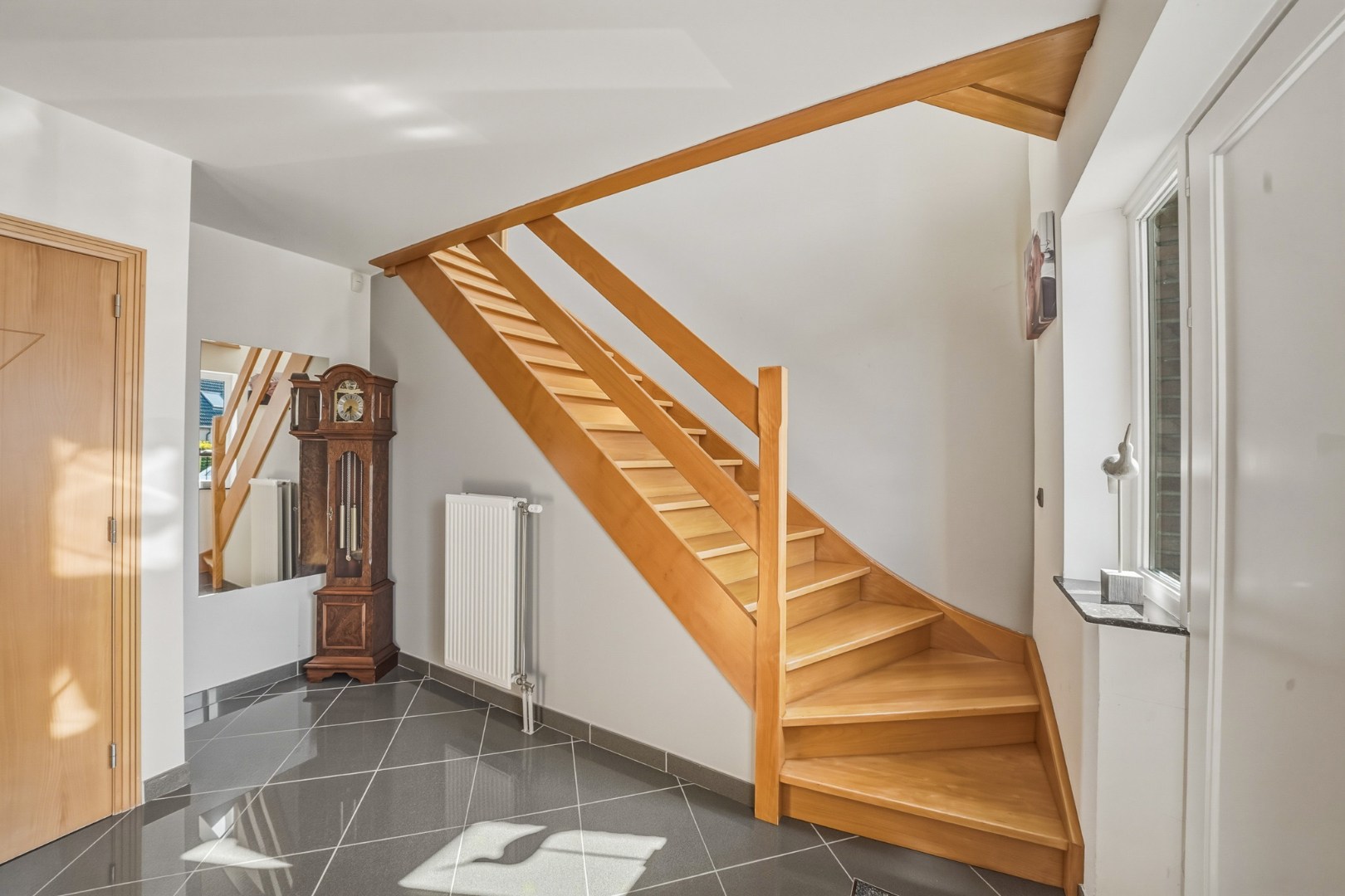 Ruime alleenstaande woning nabij zee en strand! 