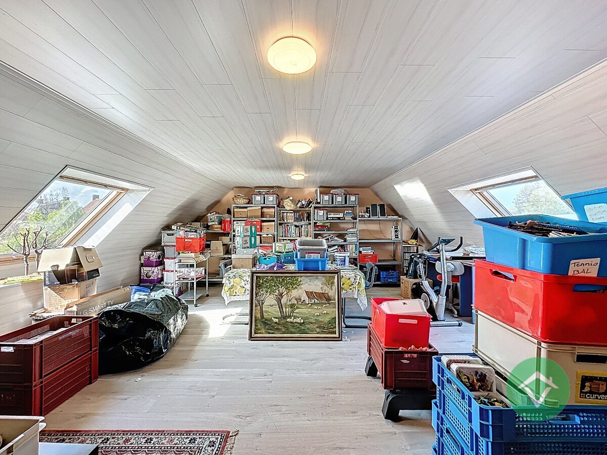 Ruime gezinswoning met dubbele garage in Koekelare 