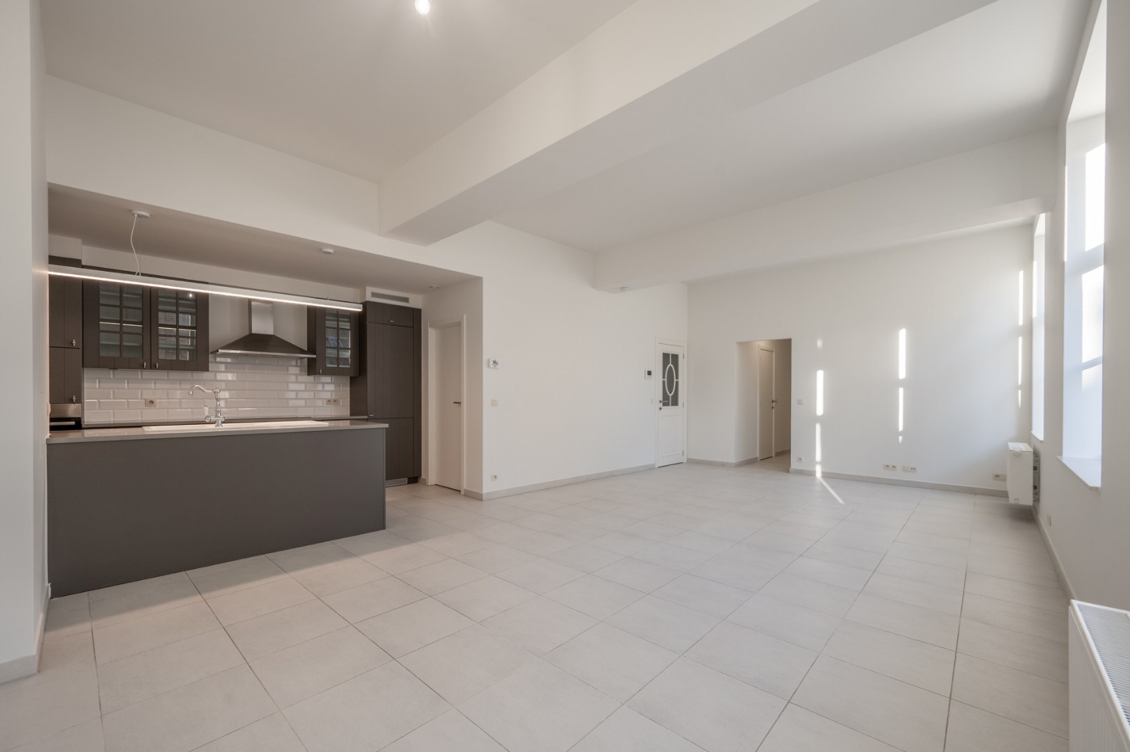 Stijlvol appartement met 2 slaapkamers en autostandplaats 