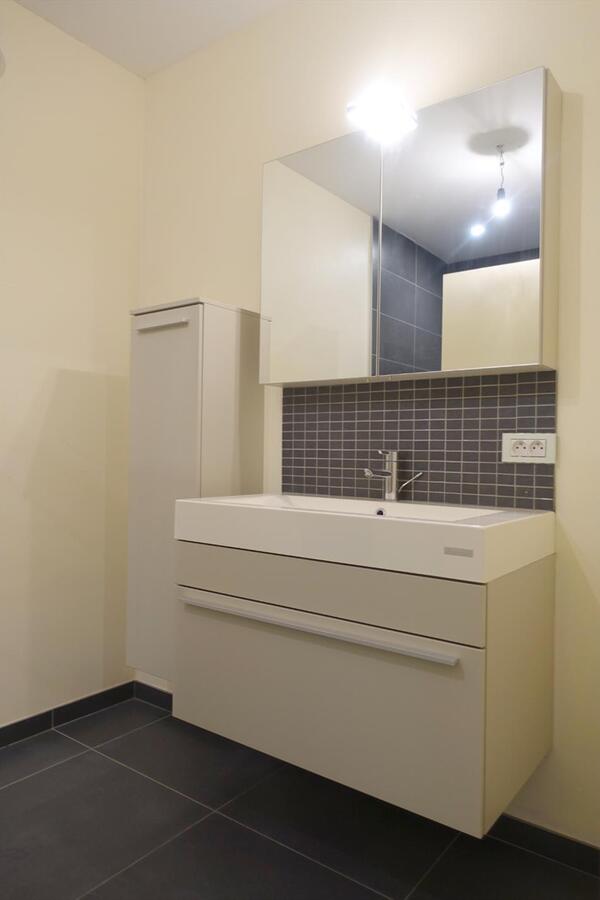 Gelijkvloers appartement met tuin 