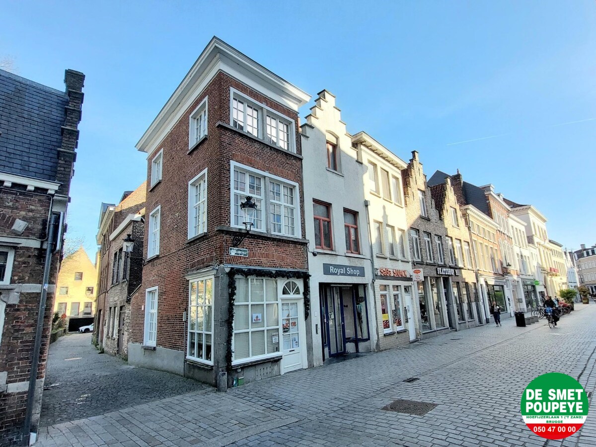 Instapklaar en ingericht handelspand 