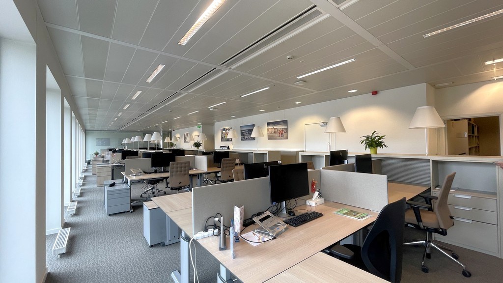 Instapklare kantoren te huur aan het Stadspark in Antwerpen