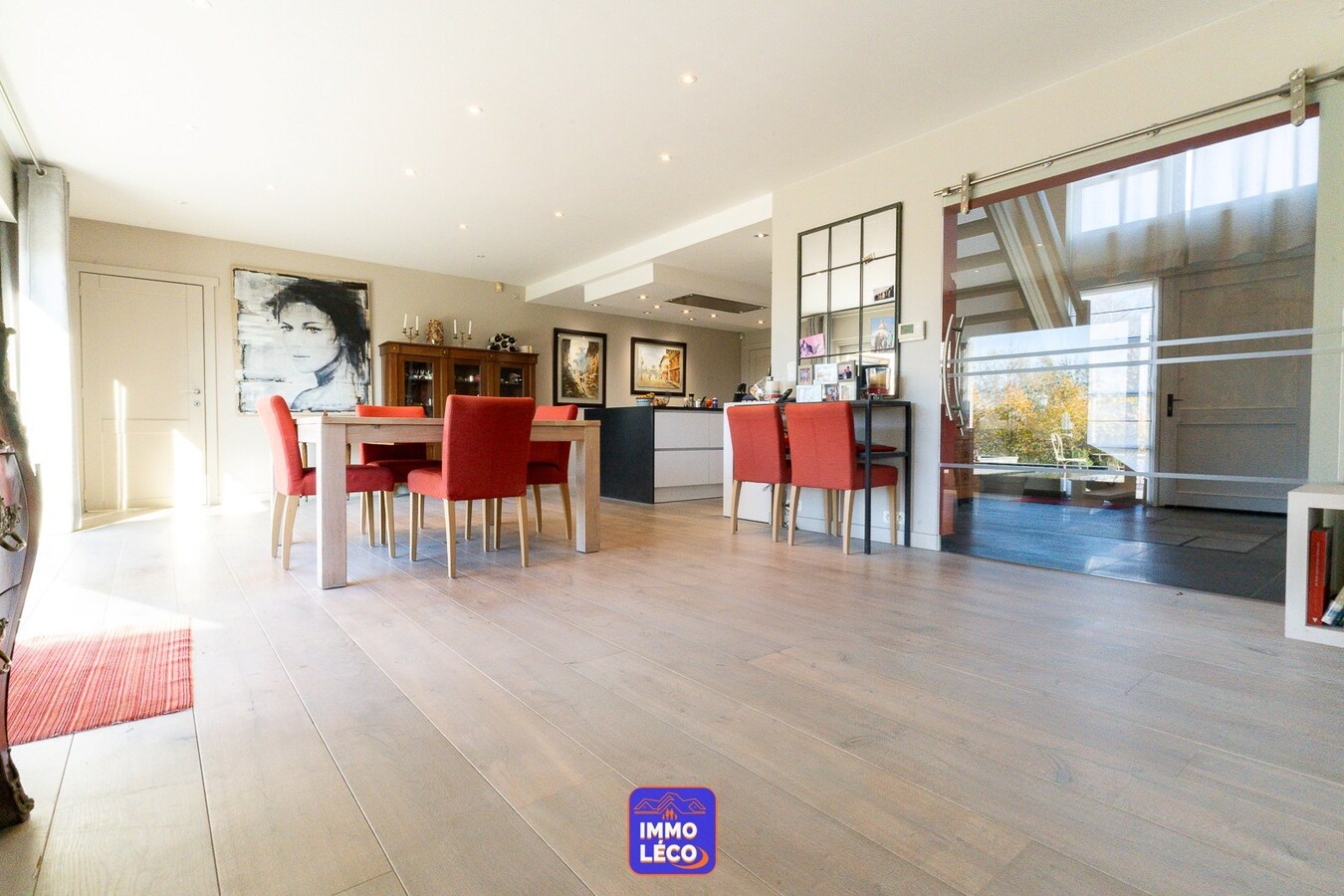 Propriété de prestige au Bois Fichaux avec dépendance, érigée sur 1899m² ! Vue imprenable ! 