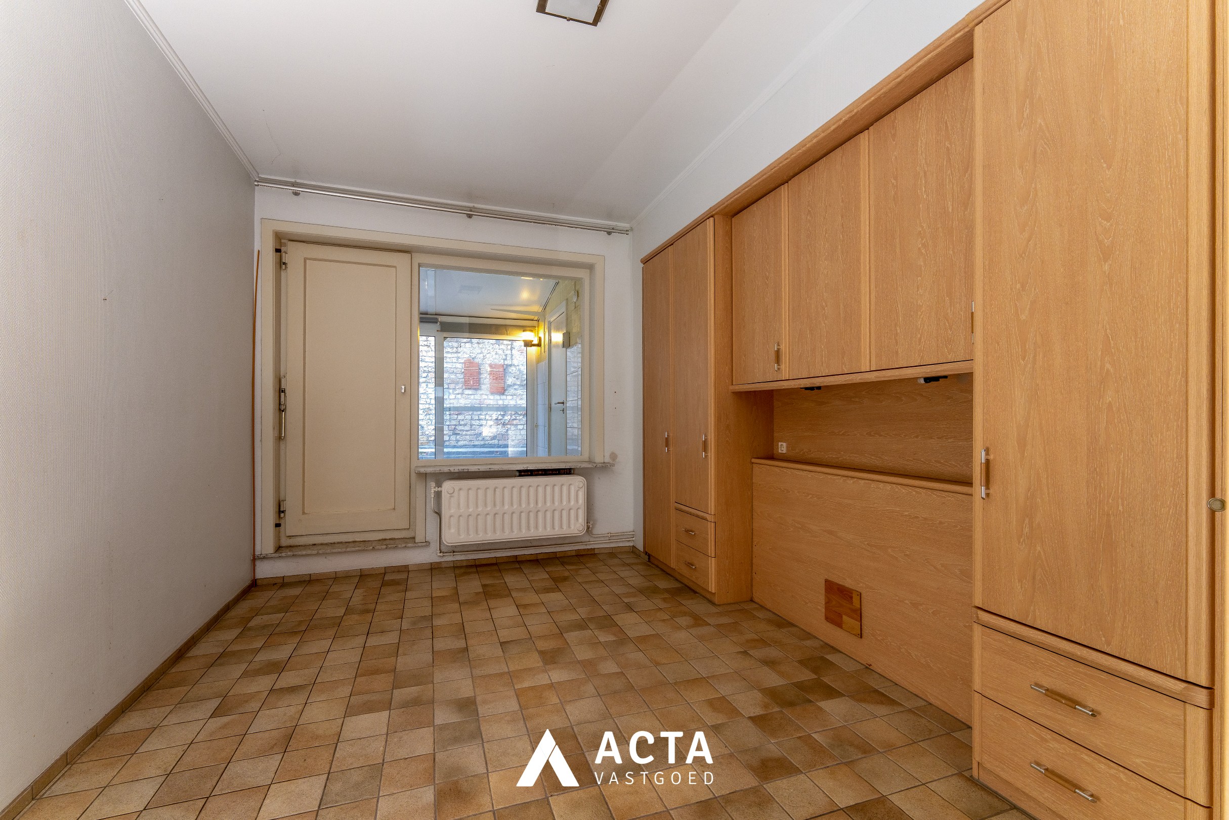 Appartement met één slaapkamer en terras in Mariakerke 