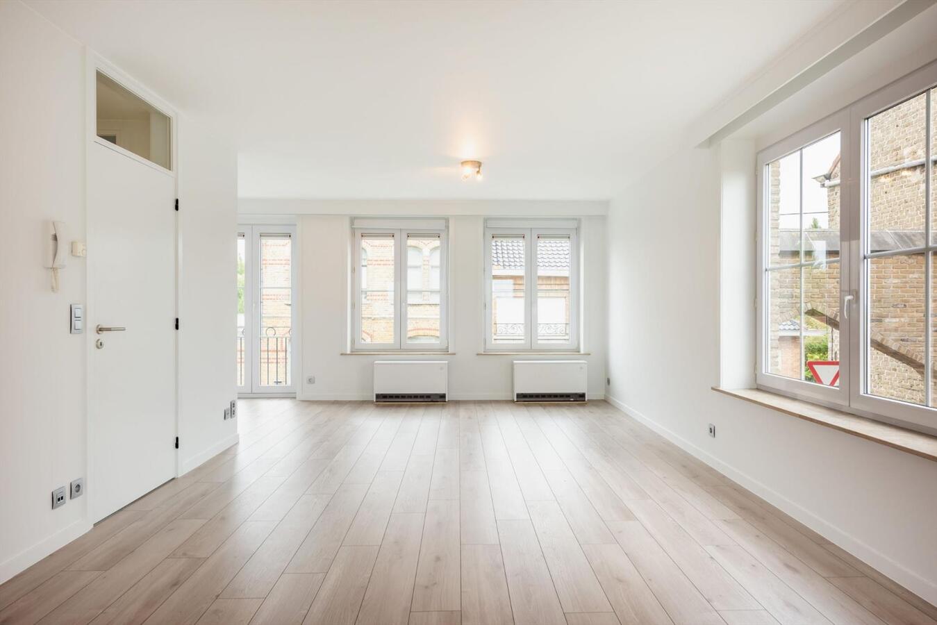 Ruim zonnig duplexappartement met 3 slaapkamers en panoramische vergezichten 