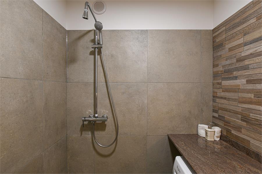 Totaal gerenoveerd appartement op topligging in Knokke 