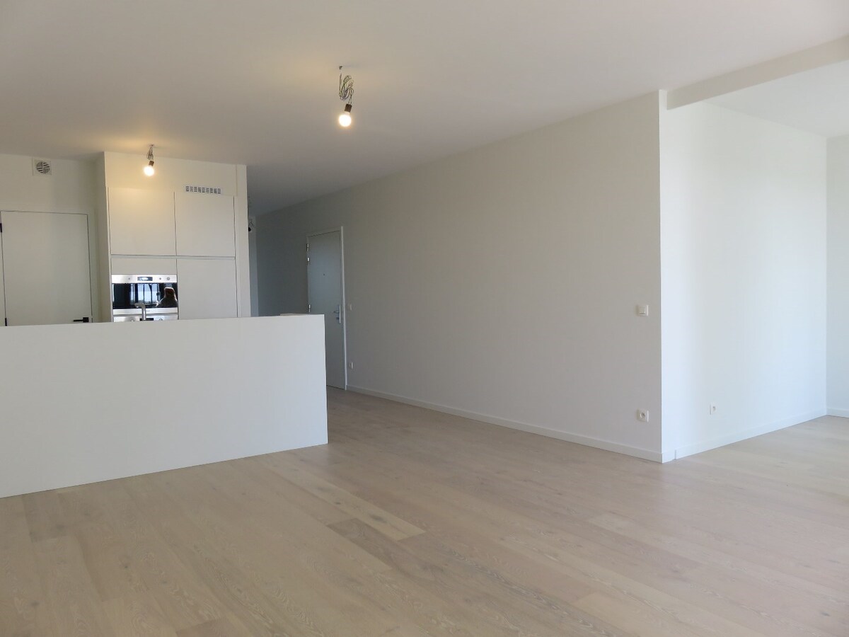 RESIDENTIE ZUIDZICHT - Hoogwaardig afgewerkt appartement gelegen aan de Blauwe Boulevard. 