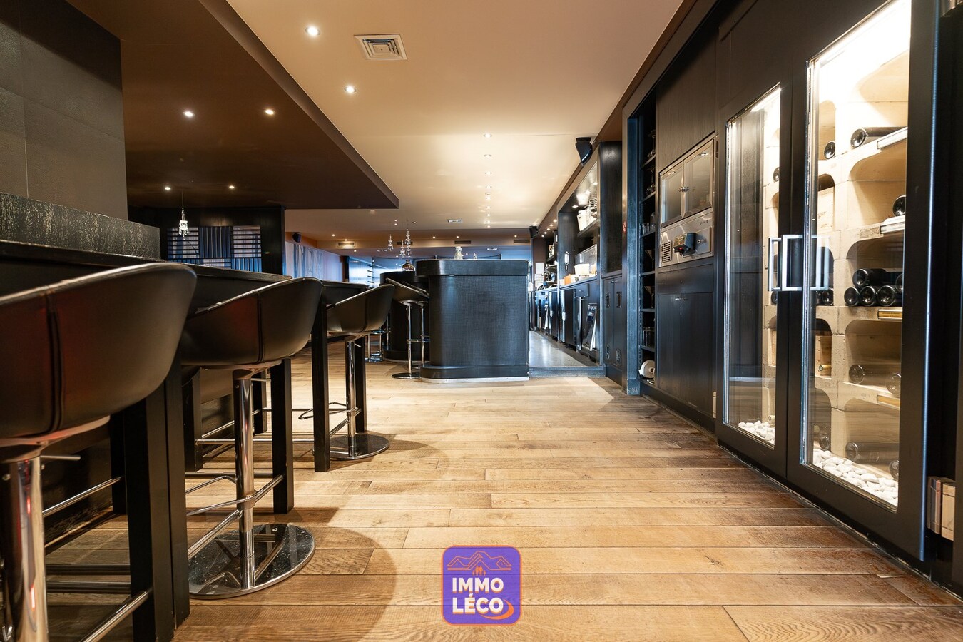 Immeuble de rapport avec commerce et habitation, à la Grand-Place ! 