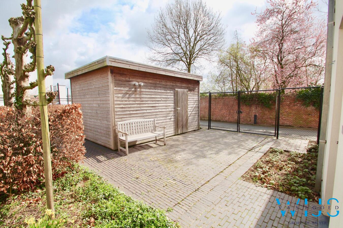 Schitterend karaktervol woonhuis met 5 slaapkamers in Assenede ! 