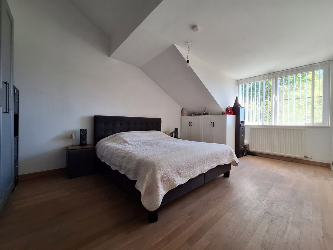 Penthouse aan de Beringse stadsrand 
