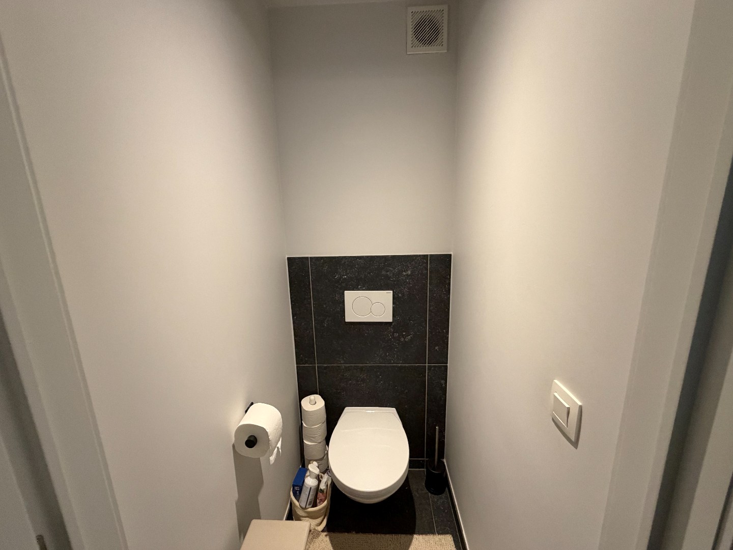 Rustig gelegen rijwoning met 3 slaapkamers, garage en zonnepanelen – Herdersstraat 33, Zulte 