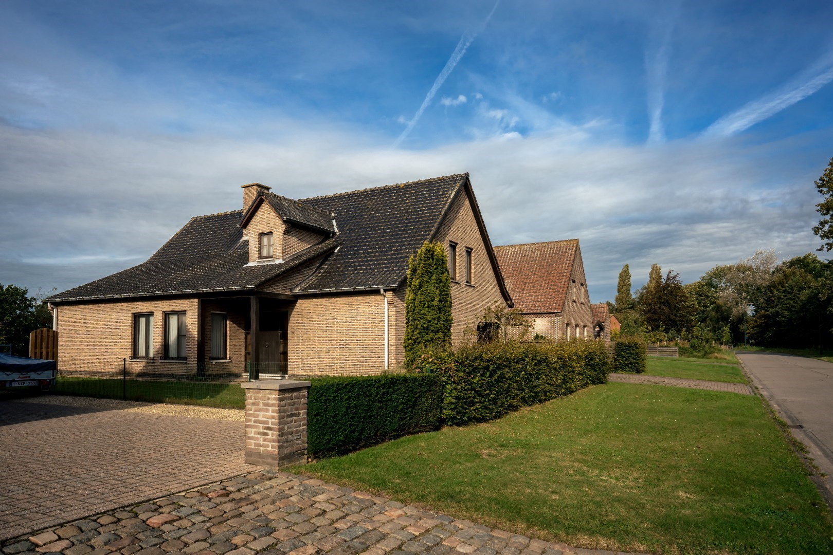 Ruime woning met 4 slpks op 1.042m² rustig gelegen te Lembeke 