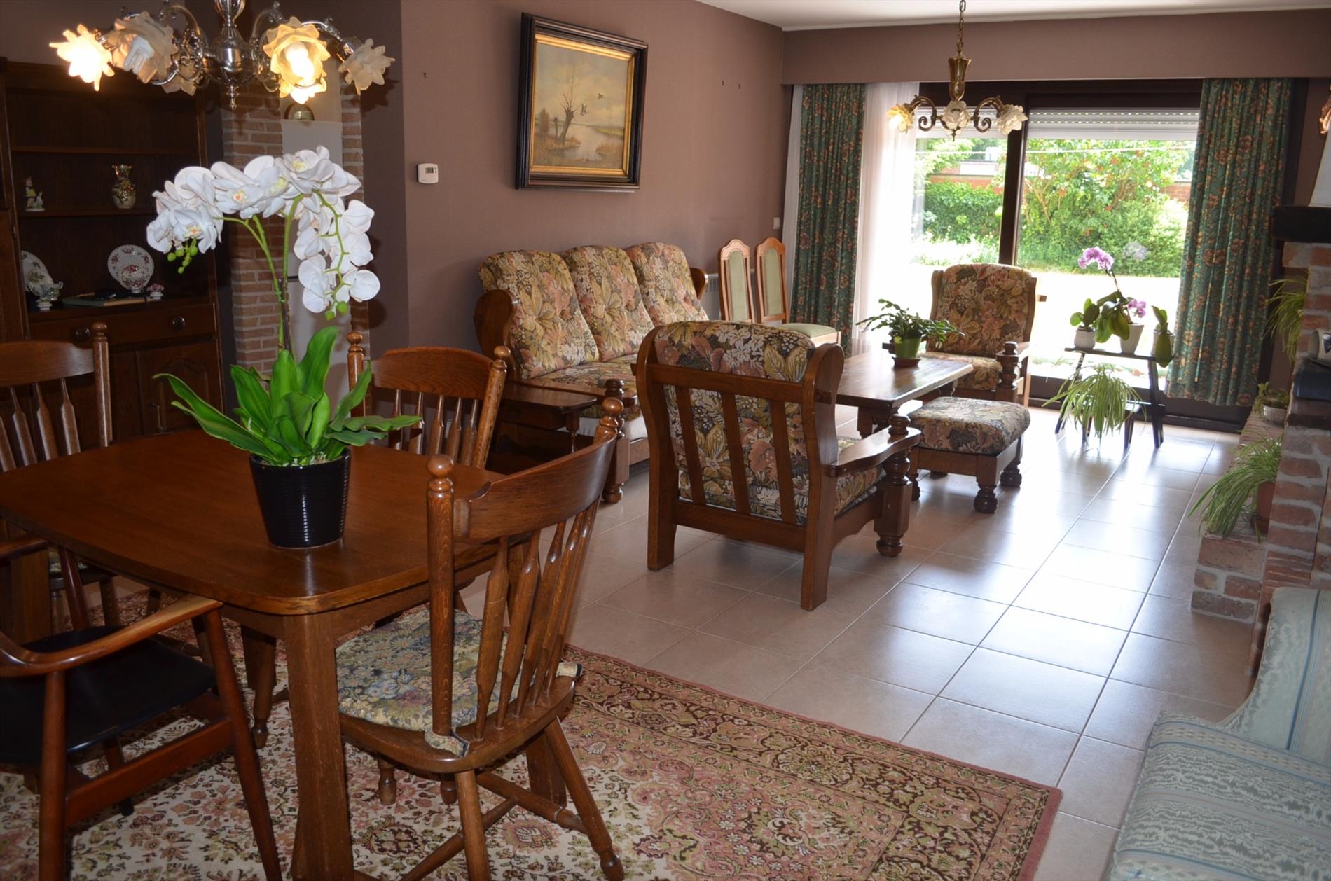 Gelijkvloers app. 2 slpks, tuin en garage te Adegem 