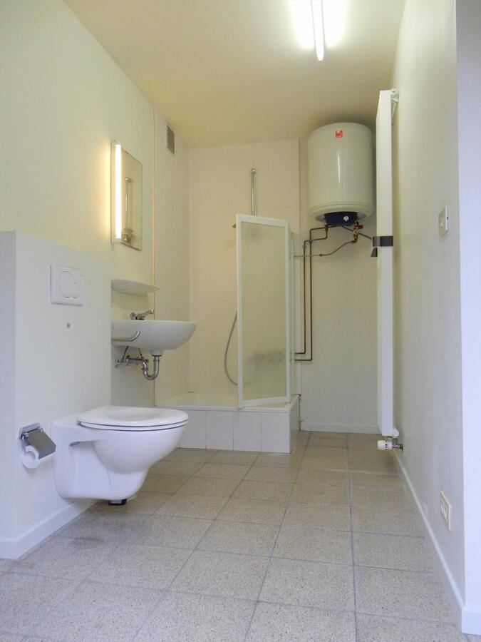 Gelijkvloers appartement met tuin in centrum Jabbeke 