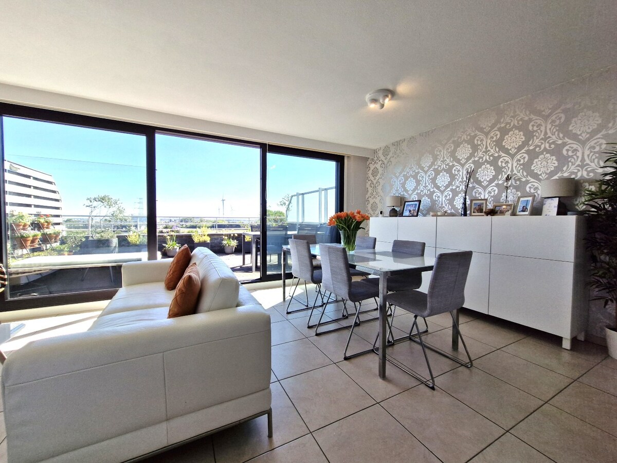 Lichtrijk appartement met groot zonneterras te Zeebrugge – op wandelafstand van de zeedijk 