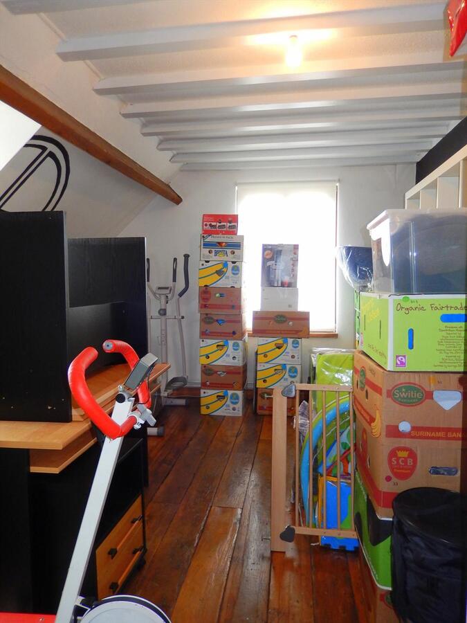 Charmante woning met tuin, garage en carport te Zuienkerke 