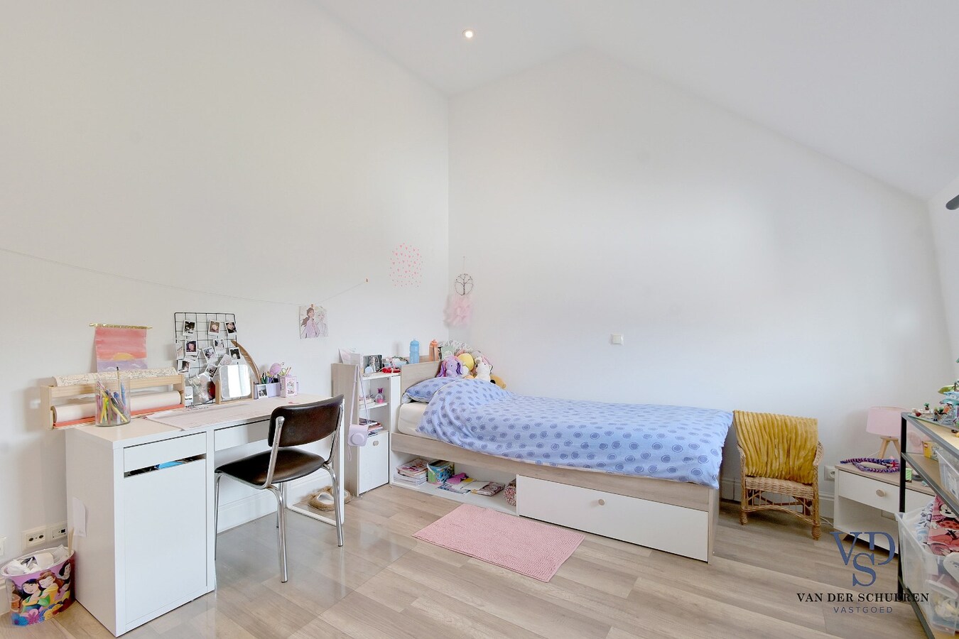 Comfortabele woning met tuin op topligging in Gavere. 