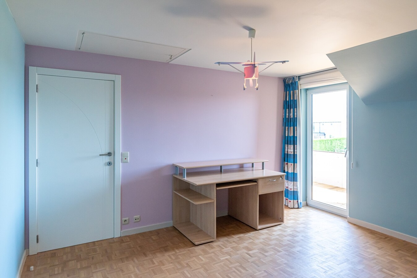 Stijlvol gerenoveerde woning in residentiële wijk op 1254 m² 