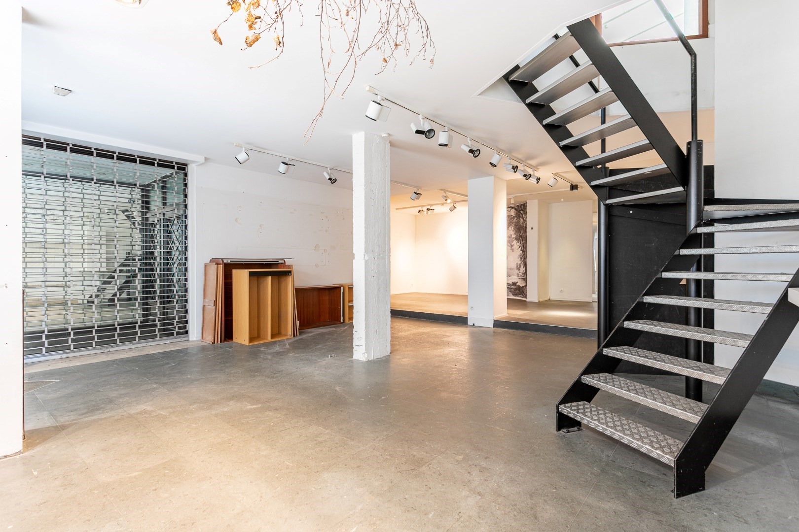 Handelshuis én appartement centrum Halle 