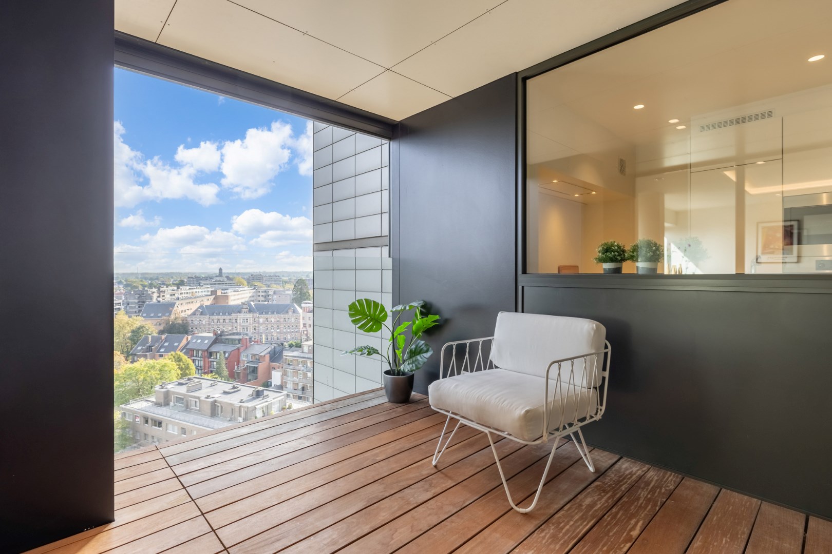 Appartement op de 10de verdieping van 127m² met twee slaapkamers 