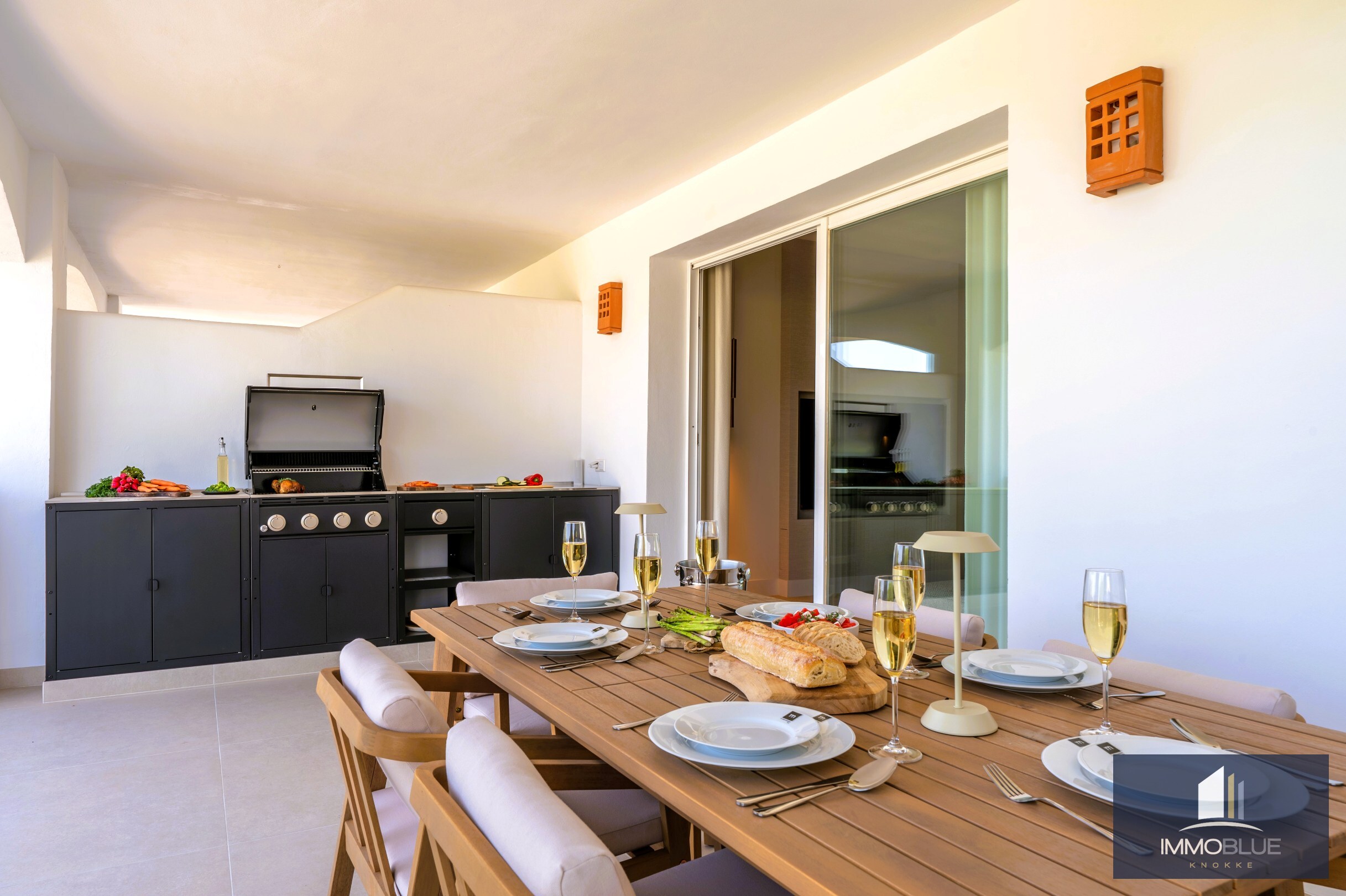 Appartement exclusif au design contemporain et au confort raffiné à Marbella 