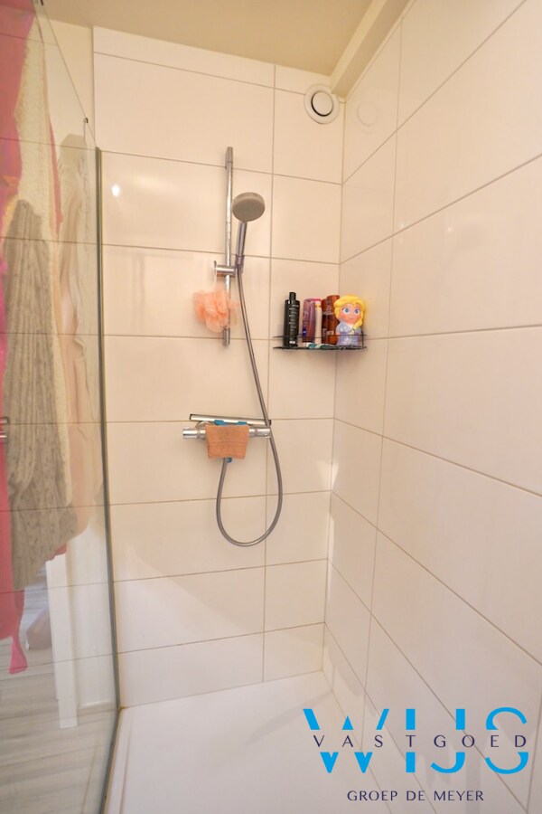 Instapklaar appartement met parkeerplaats te ERTVELDE ! 