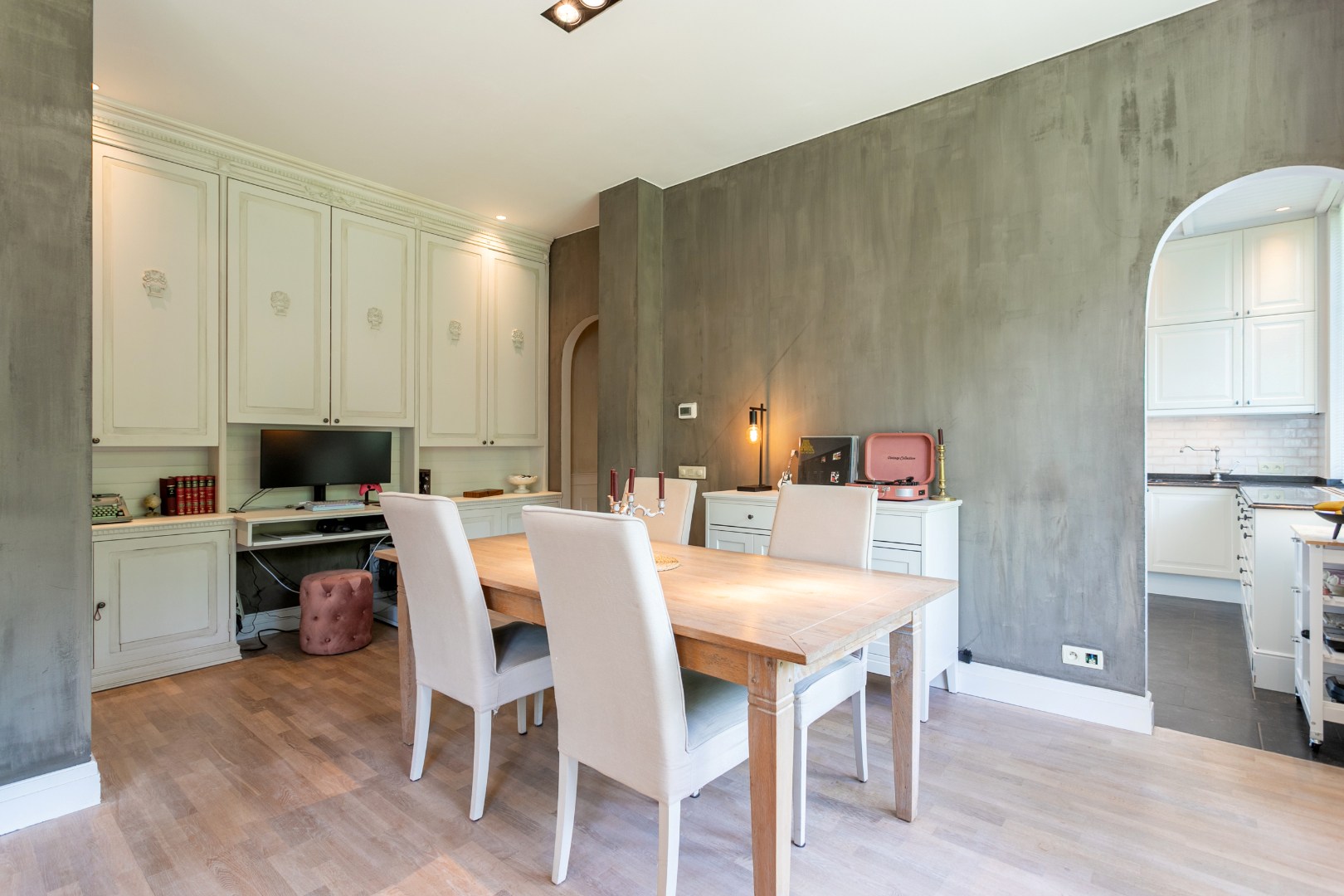 Uniek gelegen 2slpk-appartement in het Kluisbos 