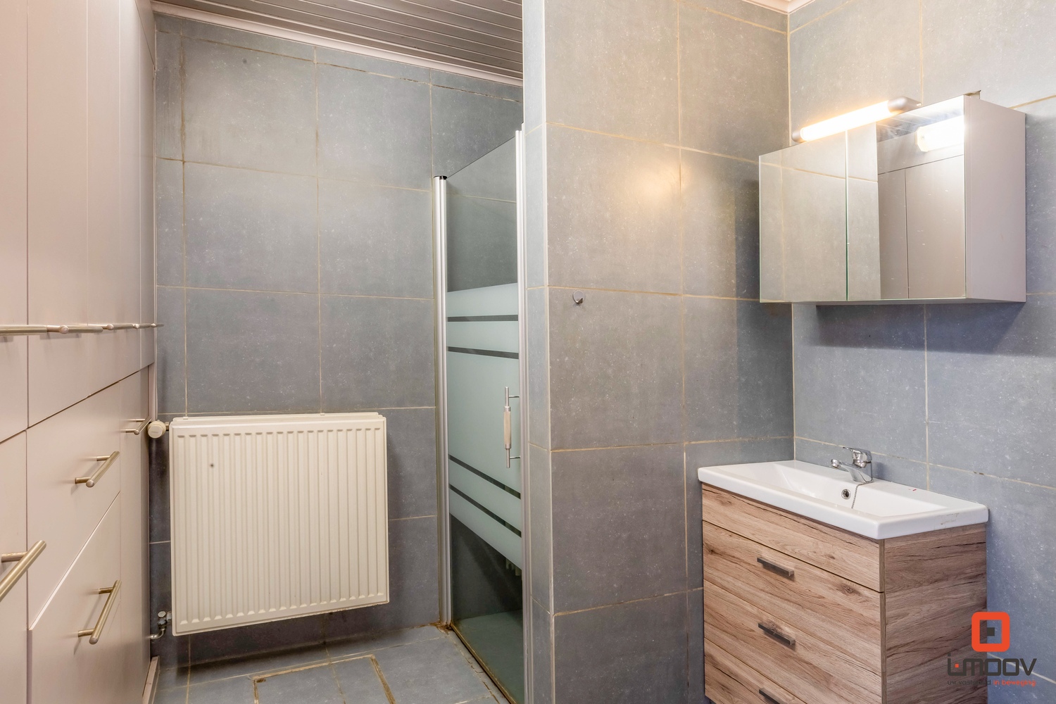 stadswoning met garage en zonnige buitenruimte 