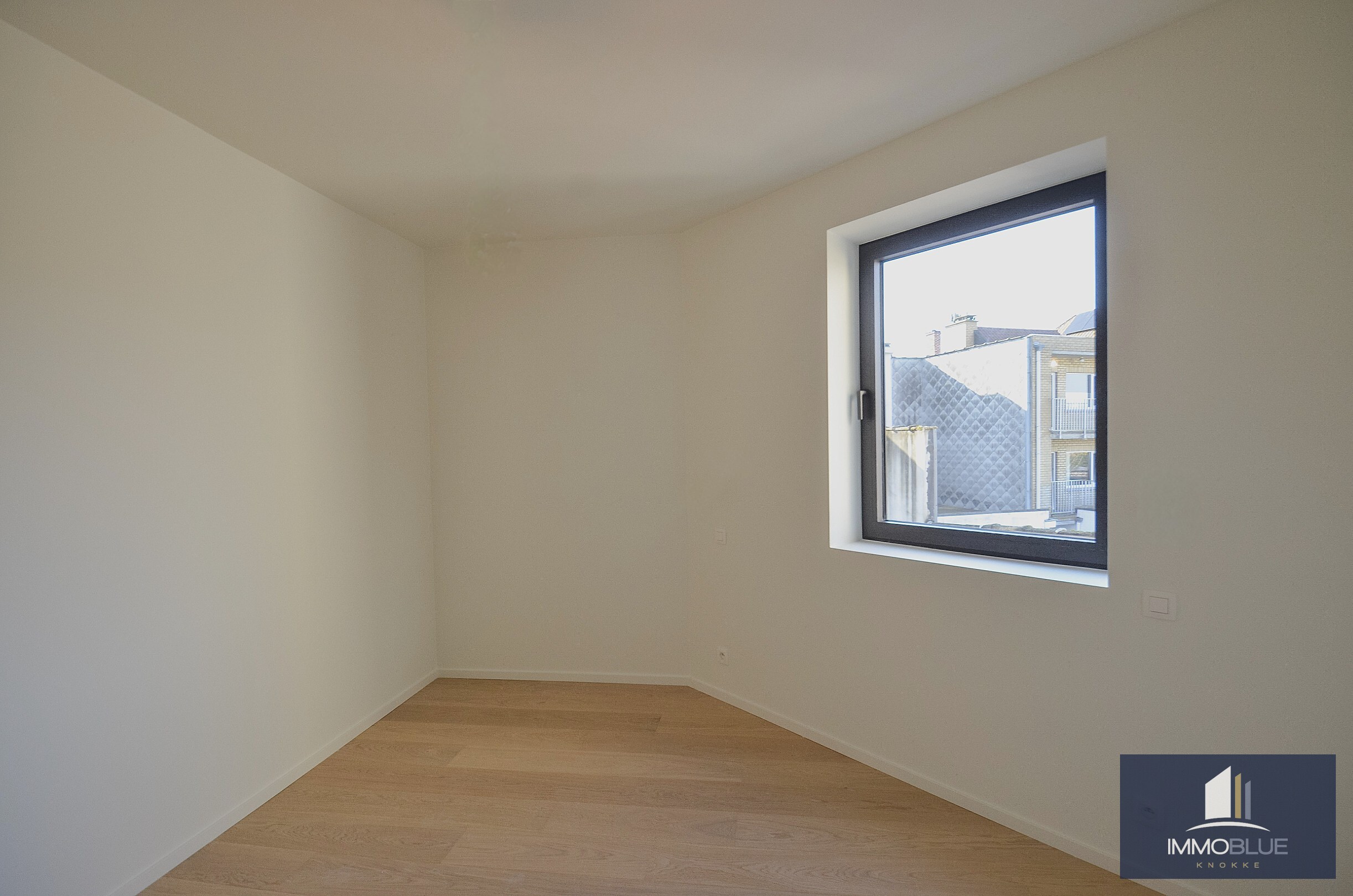 Nieuwbouw: Licht en modern nieuwbouwappartement met terras nabij Duinenwater. 