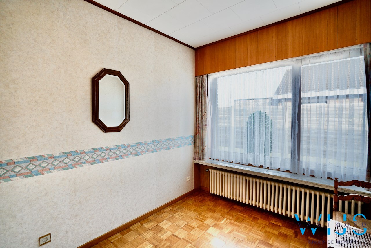 Ruime bungalow op een ideale locatie te Ertvelde ! 