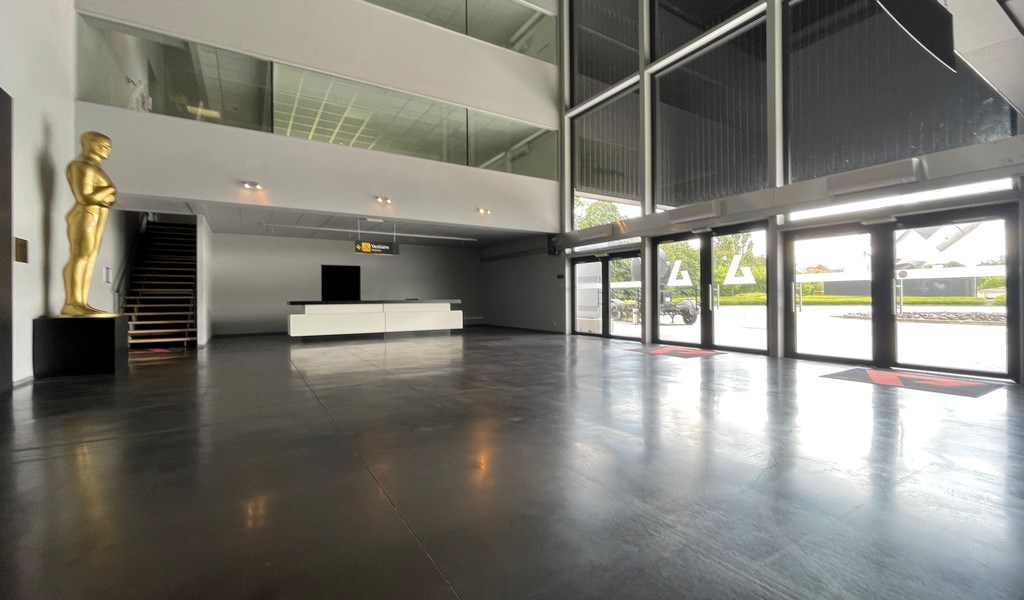 Gerenoveerde kantoren te huur in industriezone Ganzenbol Lint