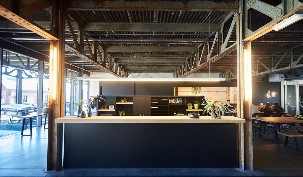 Uitzonderlijk loftkantoor te koop aan de Voorhaven in Gent