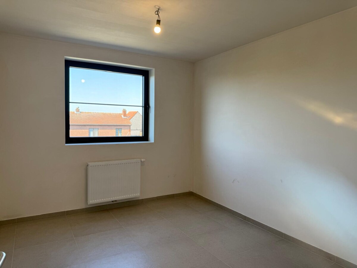 Instapklare nieuwbouwwoning in rustige recente woonwijk 