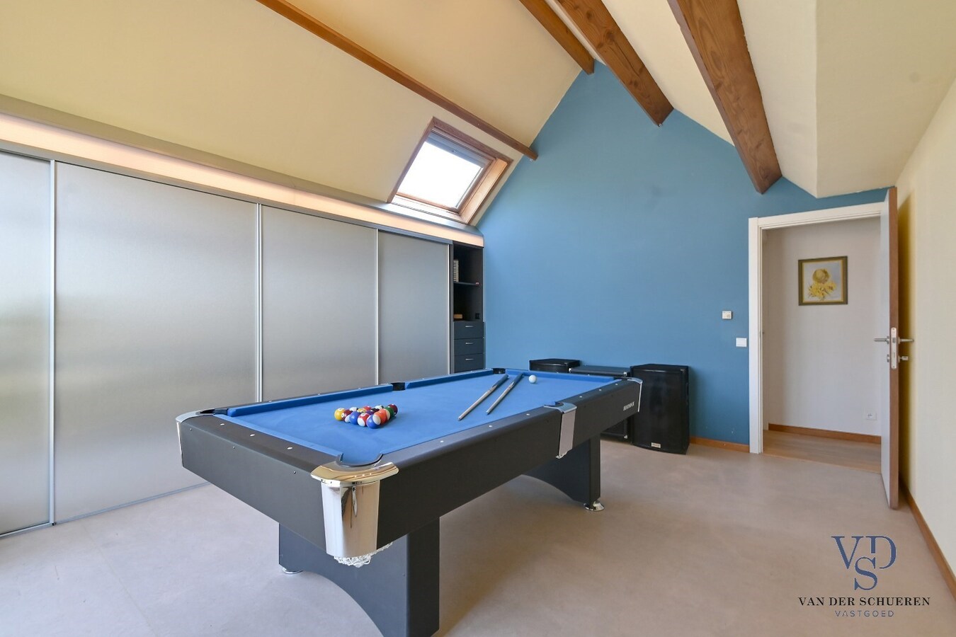 Uitzonderlijke eigendom in uitzonderlijke omgeving. 