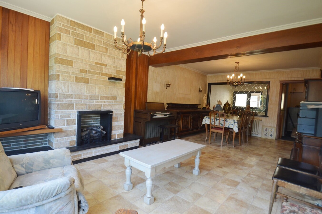 Te renoveren, gelijkvloers appartement met tuin - Knokke 