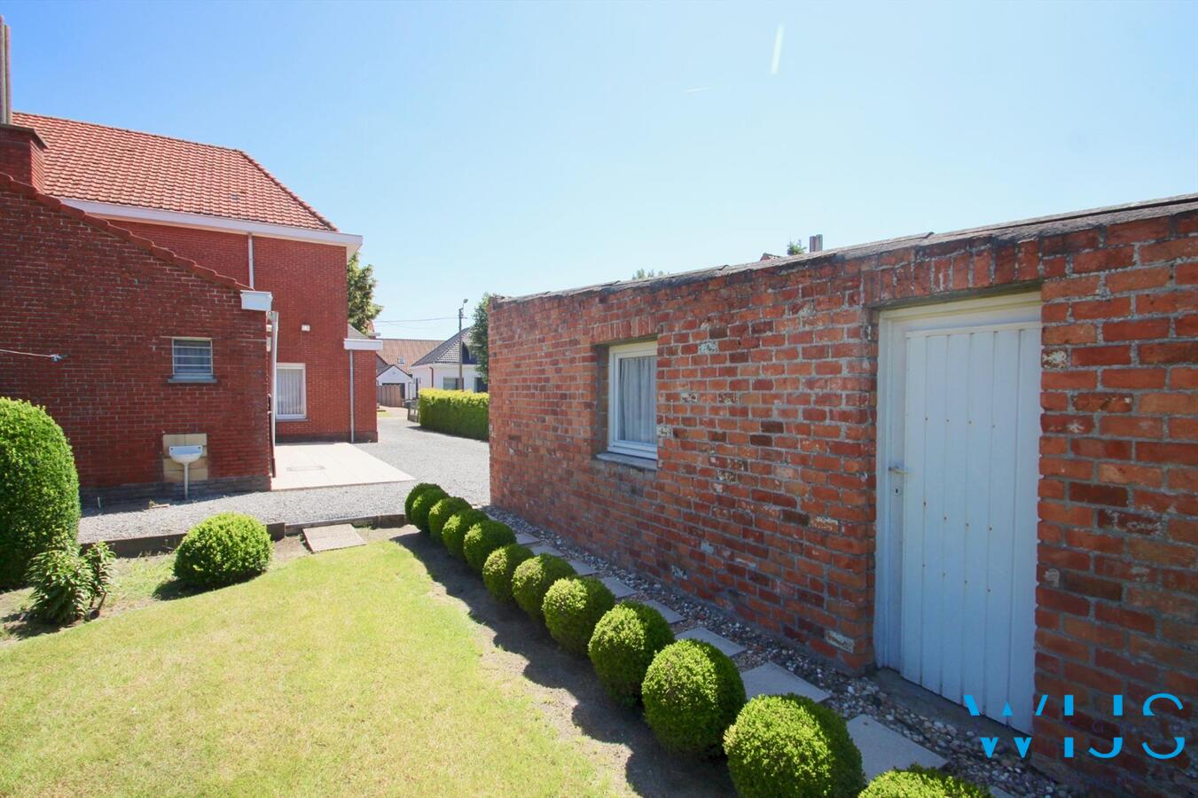 Super onderhouden woonhuis op een mooi perceel van 847 vierkante meter te ERTVELDE 