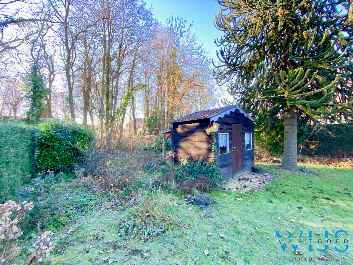 Stevige ruime gezinswoning op een prachtig perceel te KLUIZEN ! 