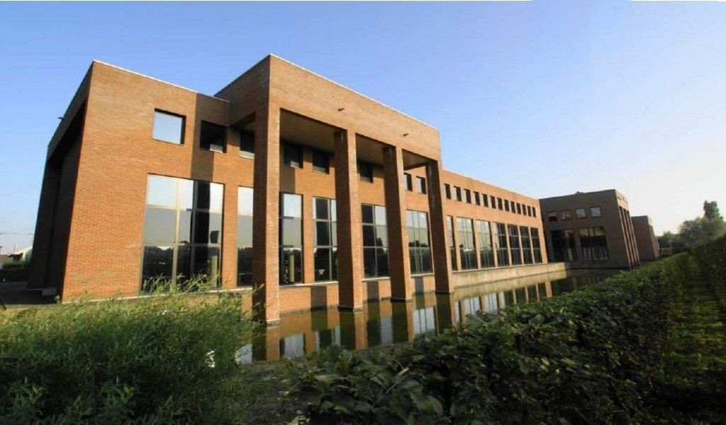 Kantoren te huur in Clinton Park te Roeselare