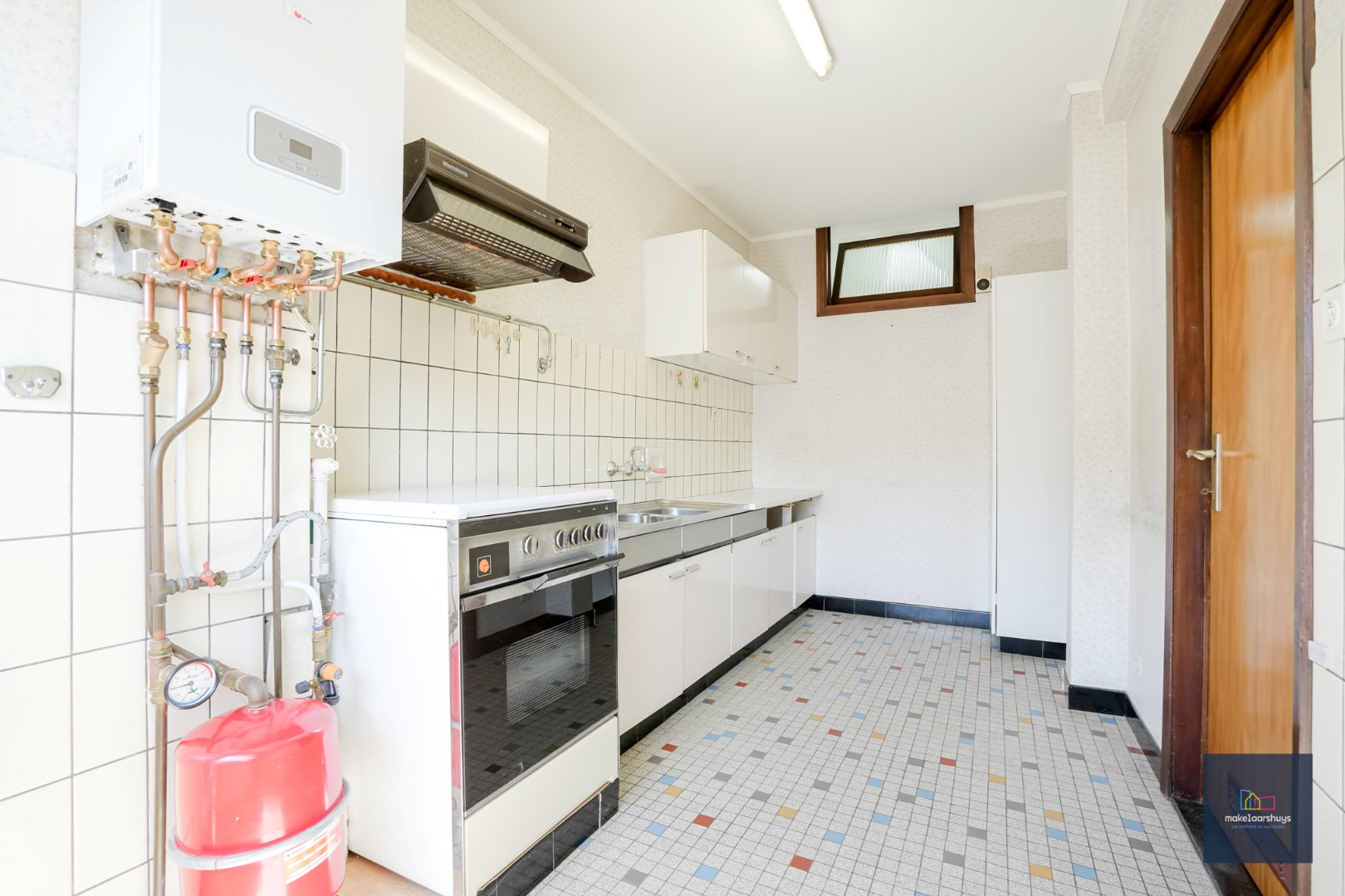 Ruim 3-slp.k.appartement met garage + kelder 