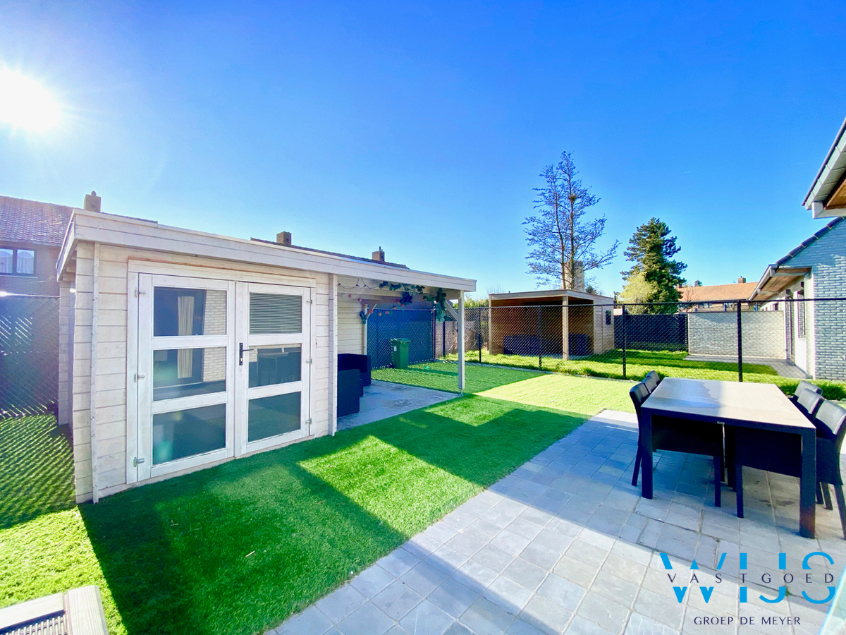 Recent instapklaar woonhuis in het centrum van Assenede ! 