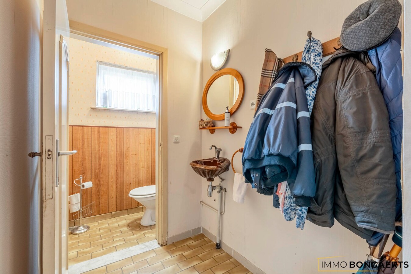 Ruime woning met vier slaapkamers 