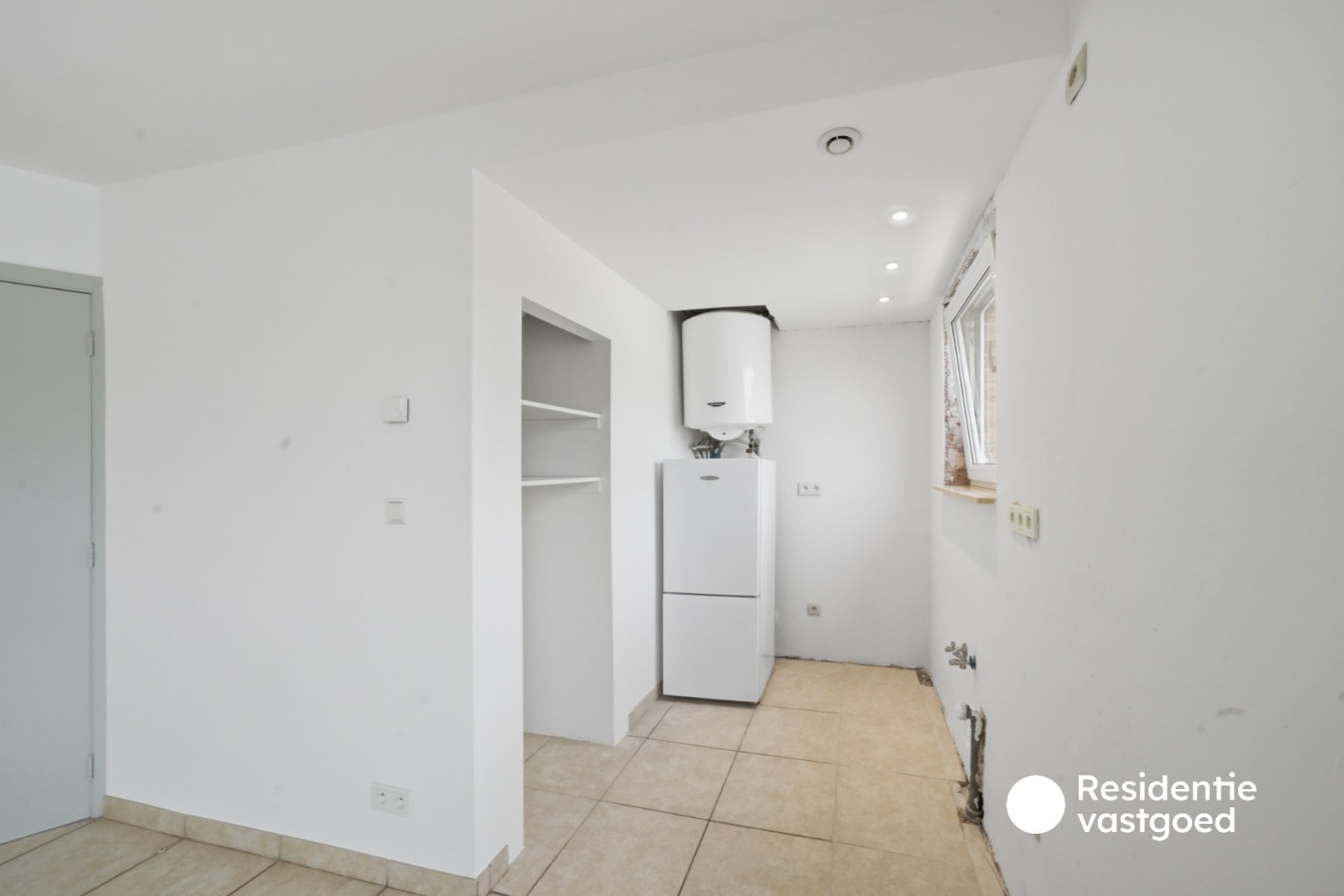 Instapklaar  2 slaapkamer appartement te Bredene 