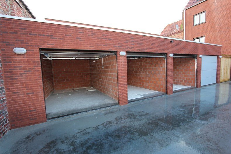 Verhuurd garage - Roeselare