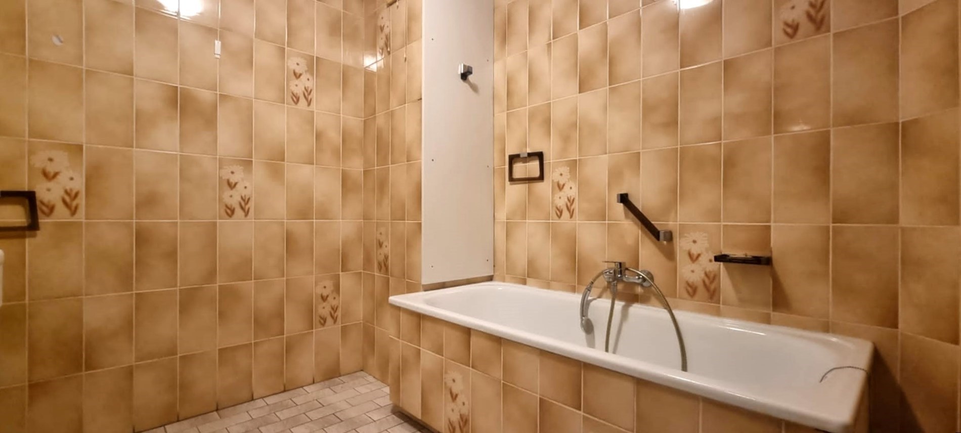 Gelijkvloers appartement  met 2 slkp. in het centrum van Leopoldsburg 