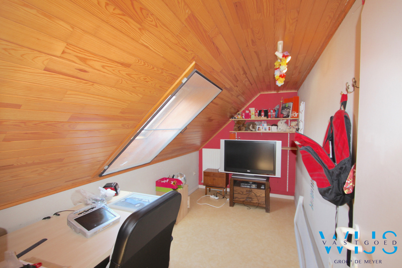 Gezellig woonhuis met mooie veranda en groene tuin ! 