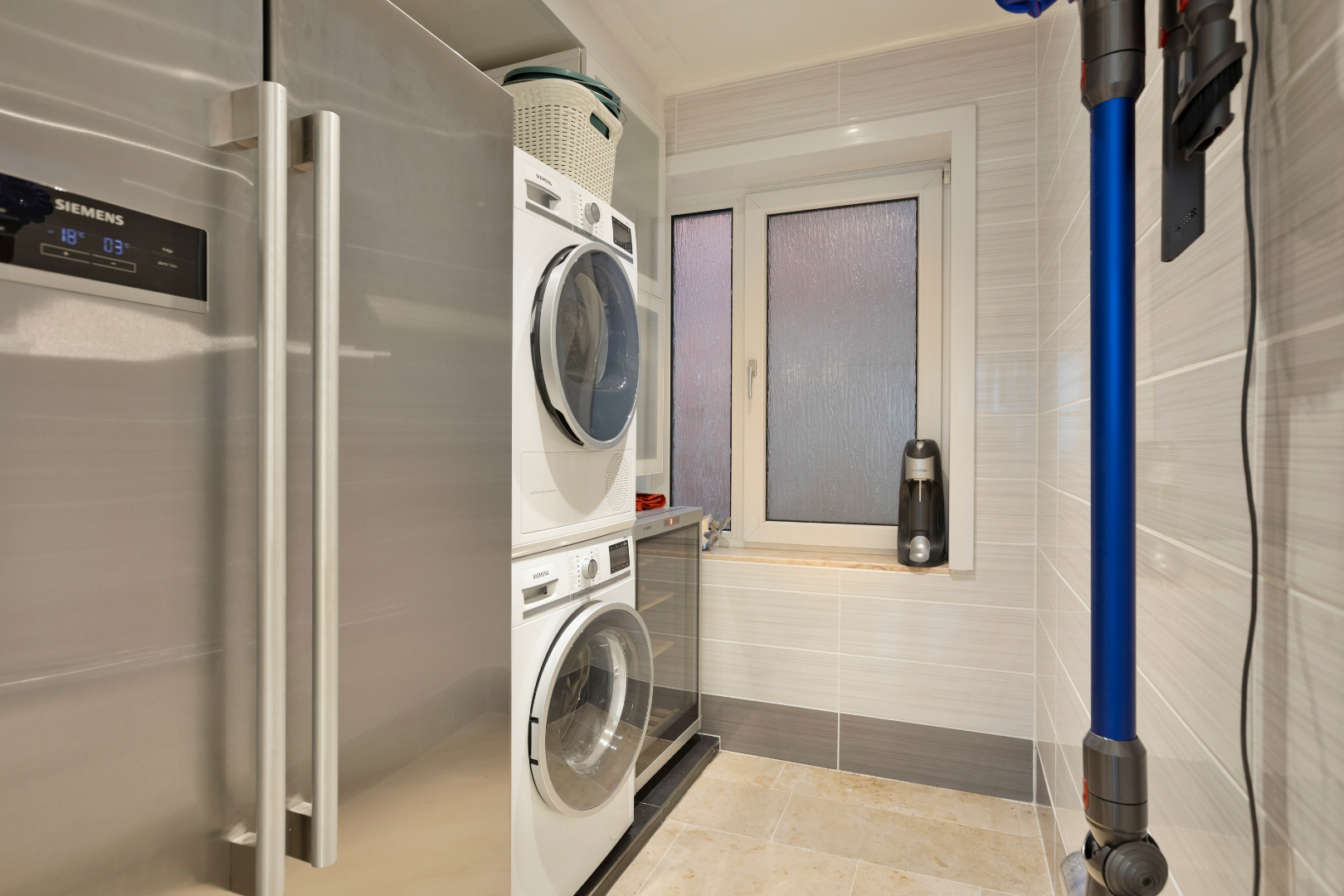 Ruime en centraal gelegen woning met dubbele garage 