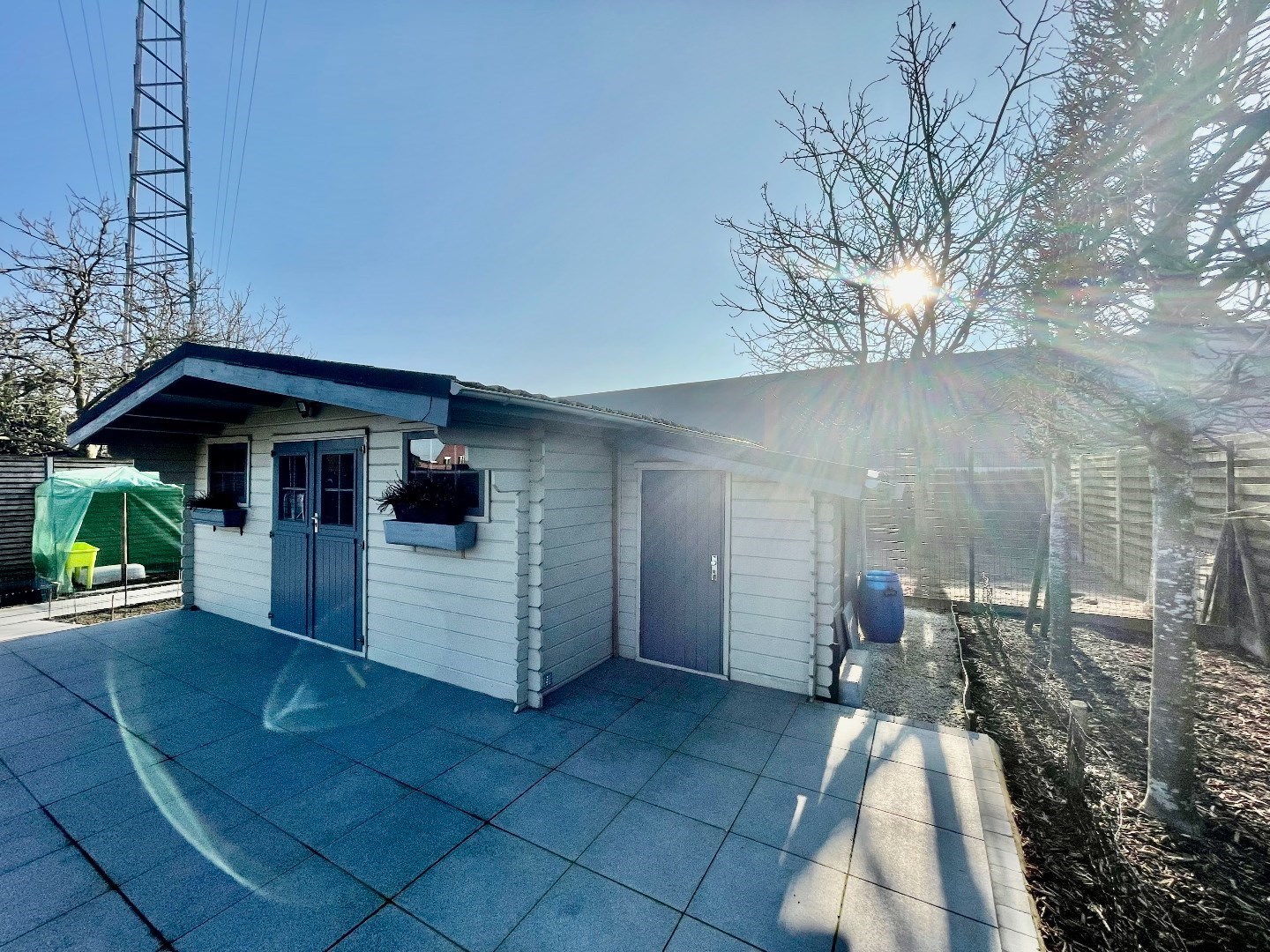 VERLAAGDE PRIJS - Gelijkvloerse villa met prachtige tuin op 850m² 